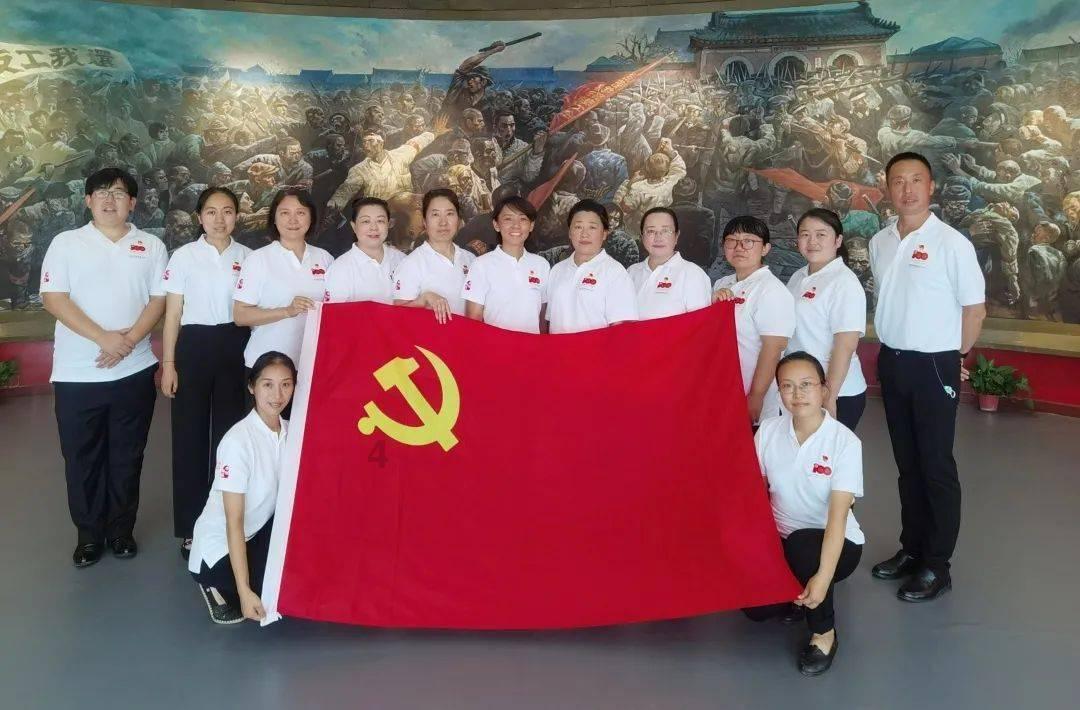 哪些迹象说明公司要裁员呢，该如何提前做好准备？游戏画面